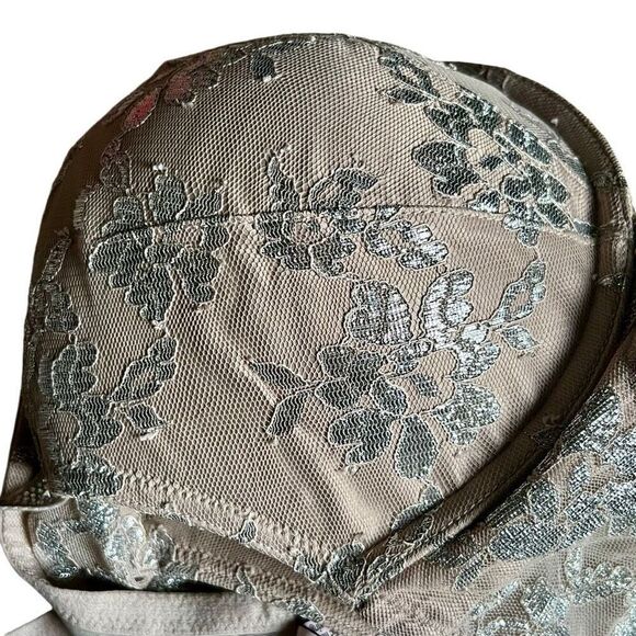 victoria’s Secret Lace Silver Push Up Shine Crystal Bra 34D - Picture 11 of 16